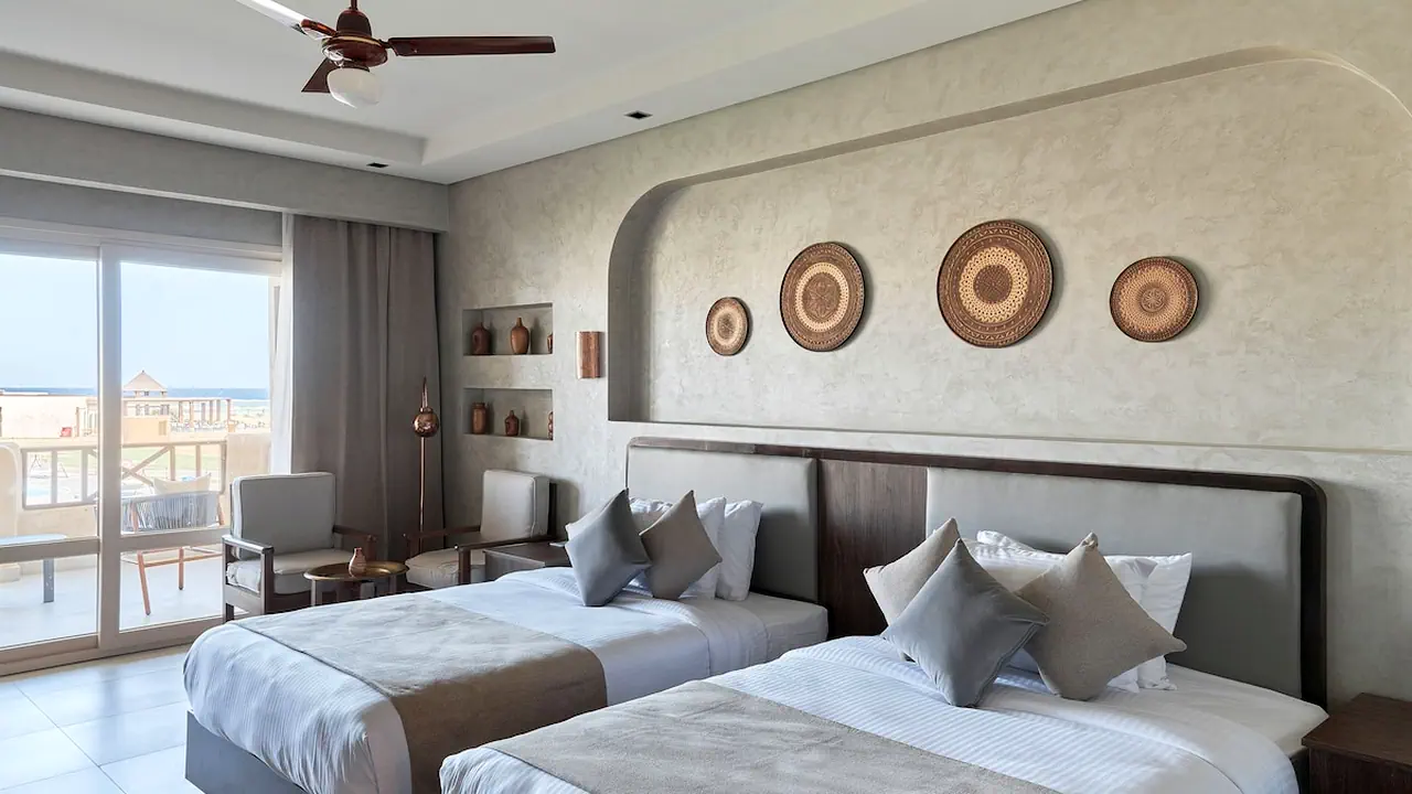 الفندق ترو بيتش ريزورت - مرسى علم